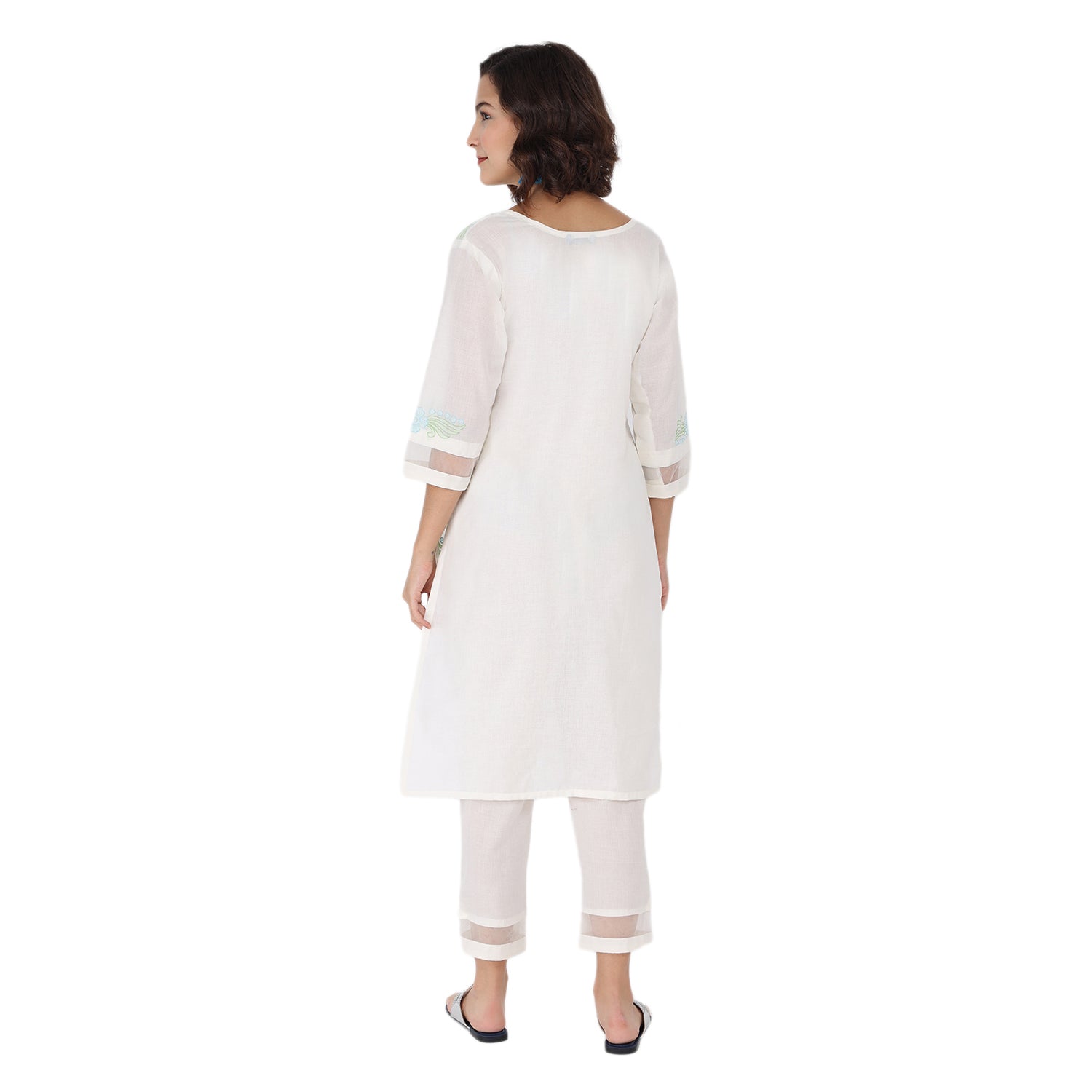 Propizio Hand Embroidery Women's Ethnic Kurti Set (Off white)